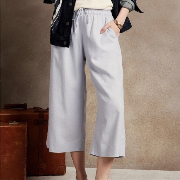 NWT! Banana Republic Navy Linen-Blend Easy Crop Pant - Size Medium💛 - Picture 3 of 7